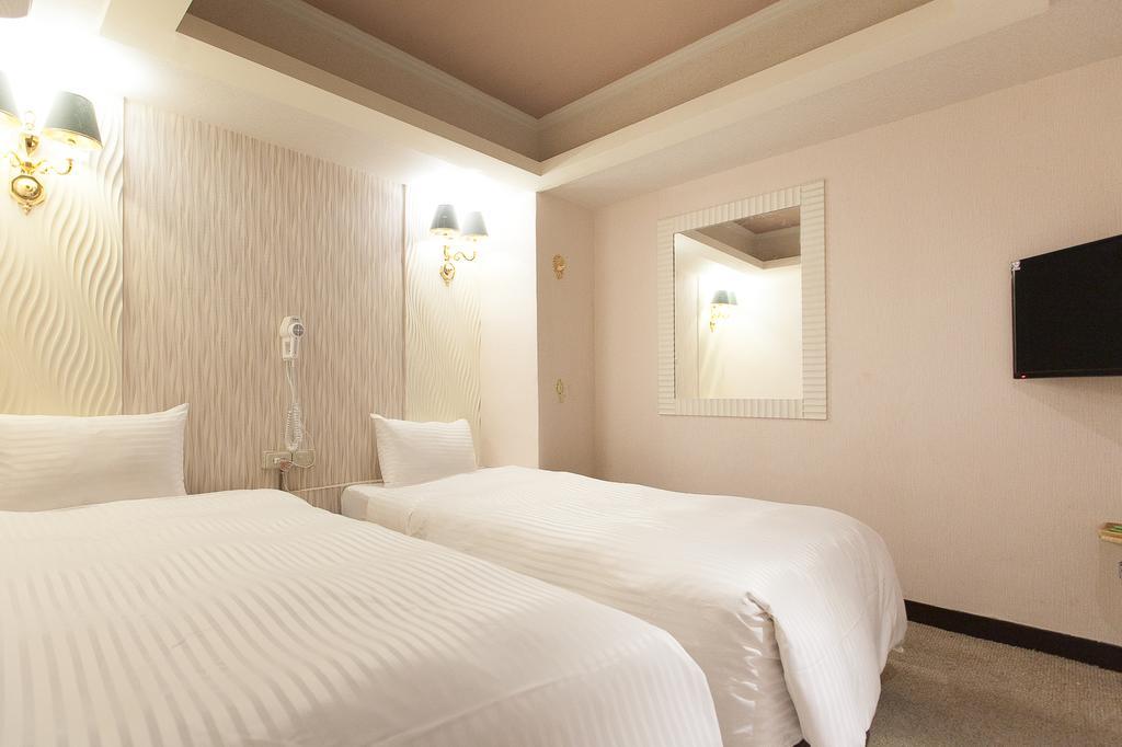 Hotel Fouquet Hualien City Exterior photo